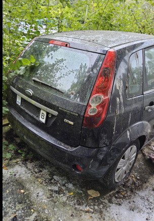 Ford fiesta - سيارة: صورة 3 Ford fiesta - سيارة: صورة 3