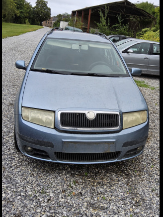 Skoda fabia - سيارة: صورة 1 Skoda fabia - سيارة: صورة 1