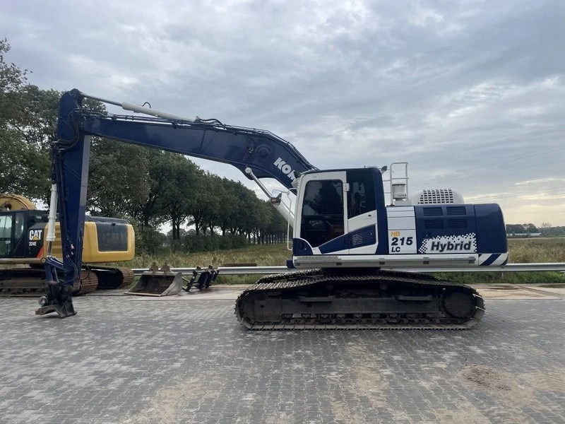 Komatsu HB215 Semilong SUPER NICE AND CLEAN MACHINE ! - حفار زاحف: صورة 1 Komatsu HB215 Semilong SUPER NICE AND CLEAN MACHINE ! - حفار زاحف: صورة 1