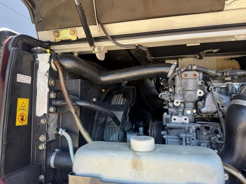 حفار ذو عجلات Takeuchi TB1160W: صورة 16