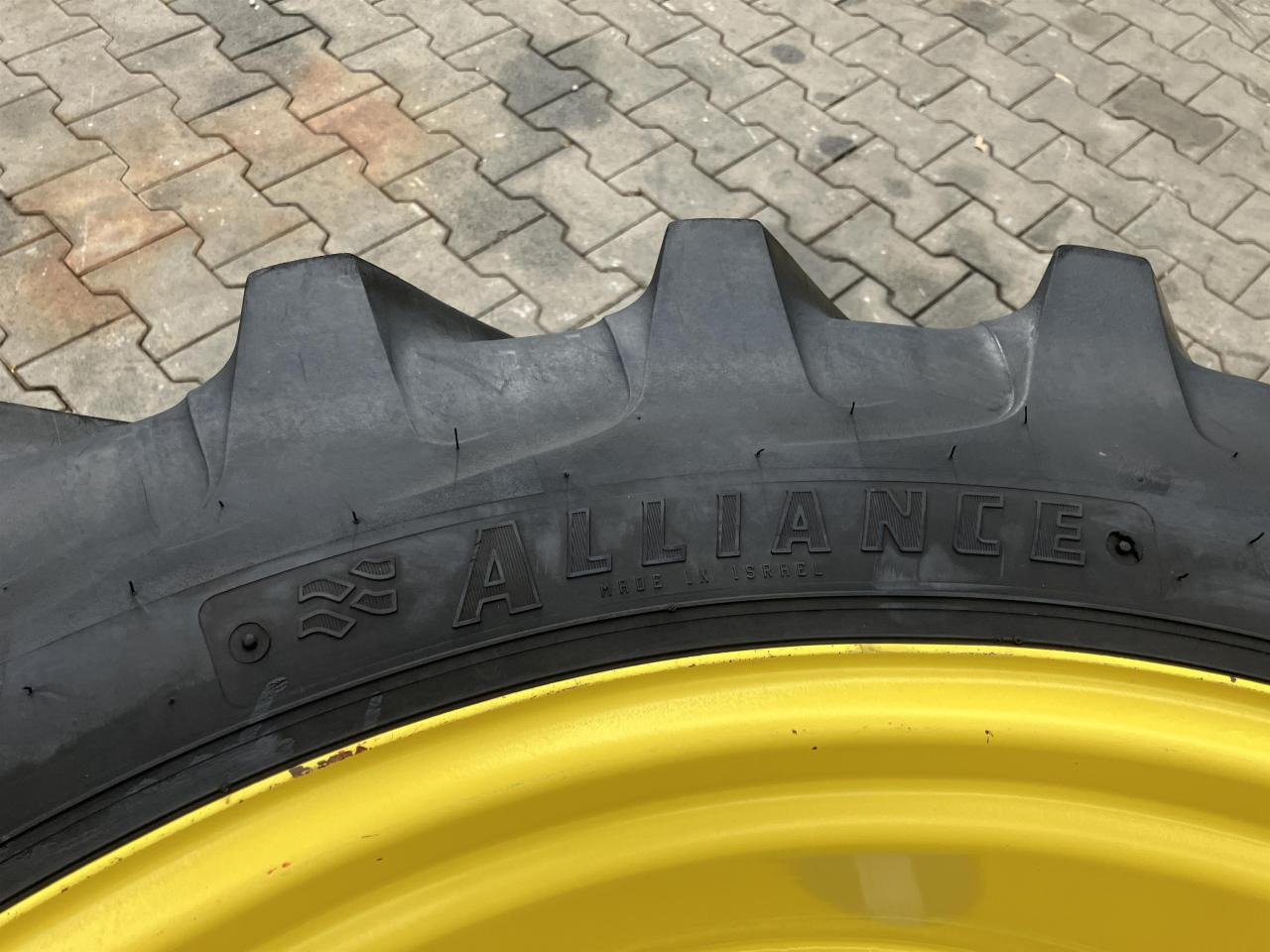 Alliance 12.4R36 - إطارات - آلات زراعية: صورة 5 Alliance 12.4R36 - إطارات - آلات زراعية: صورة 5