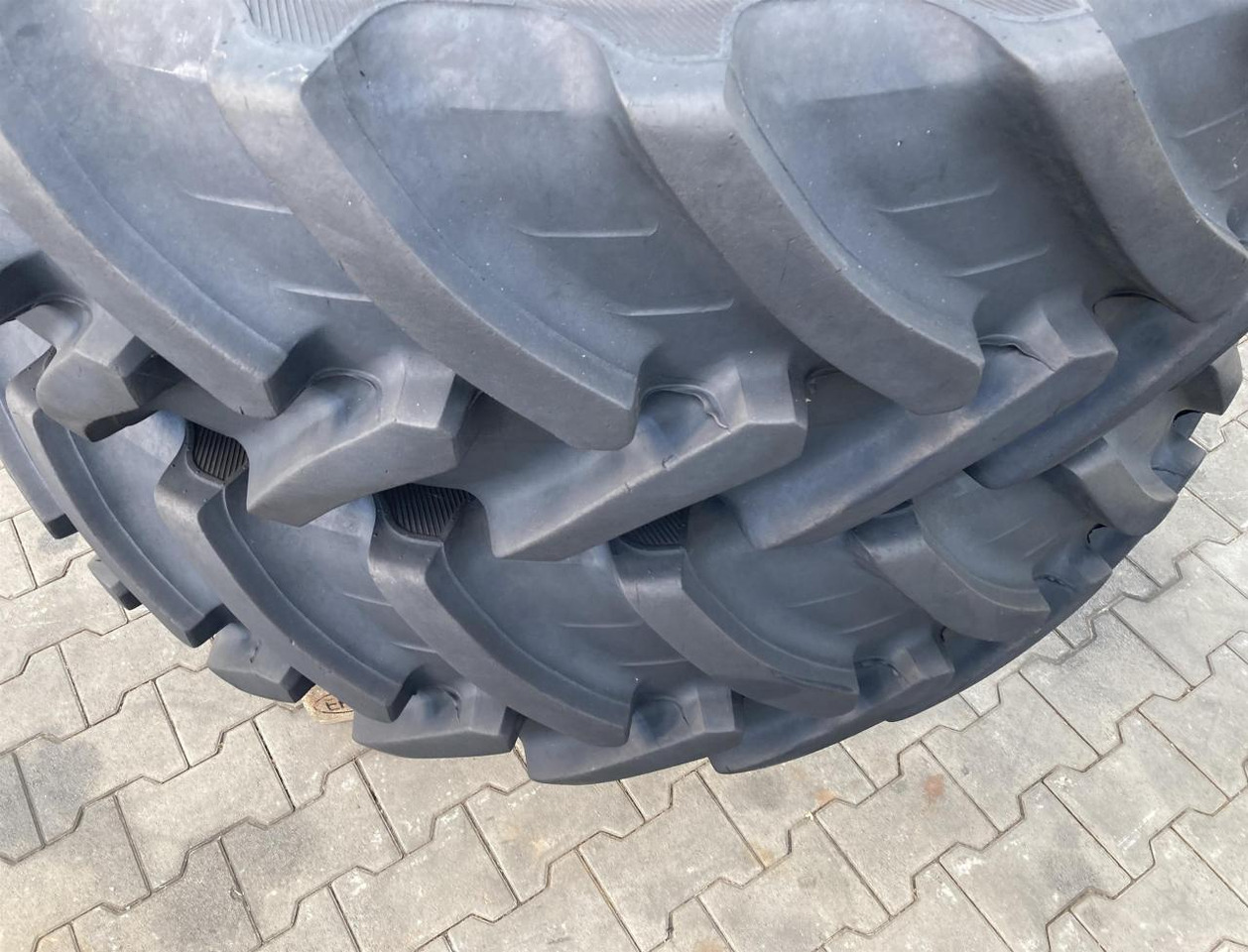 Alliance 380/85R34 - إطارات - آلات زراعية: صورة 2 Alliance 380/85R34 - إطارات - آلات زراعية: صورة 2