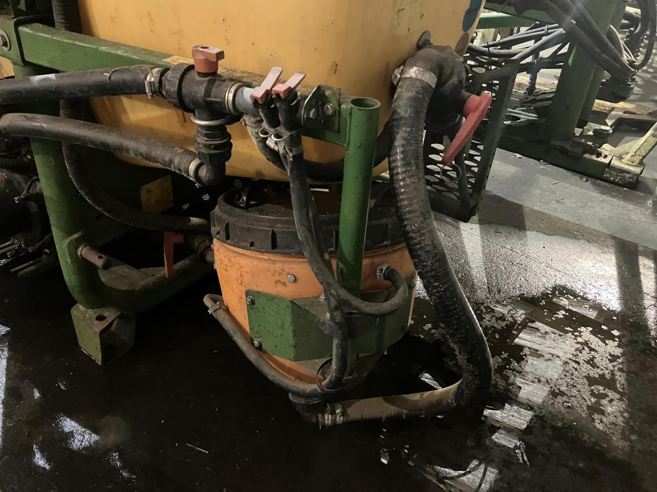 Amazone UF1000 - رشاش مسحوب: صورة 5 Amazone UF1000 - رشاش مسحوب: صورة 5