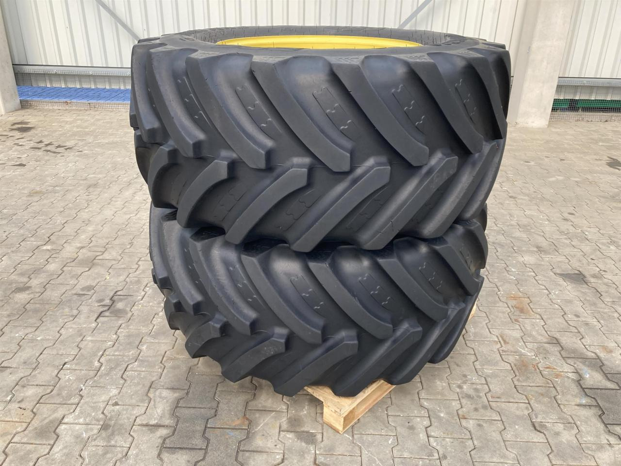 BKT 600/65R30 - إطارات - آلات زراعية: صورة 1 BKT 600/65R30 - إطارات - آلات زراعية: صورة 1