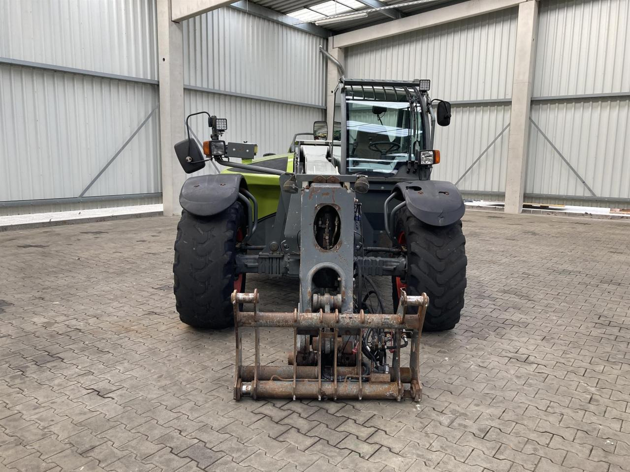CLAAS Scorpion 9040 VariPower - آلة رفع ونقل تلسكوبية: صورة 2 CLAAS Scorpion 9040 VariPower - آلة رفع ونقل تلسكوبية: صورة 2