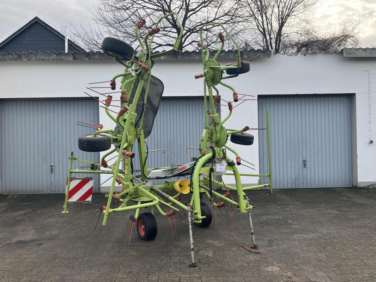 CLAAS Volto 64 - نشارة الدريس/ شوكة جرف: صورة 5 CLAAS Volto 64 - نشارة الدريس/ شوكة جرف: صورة 5