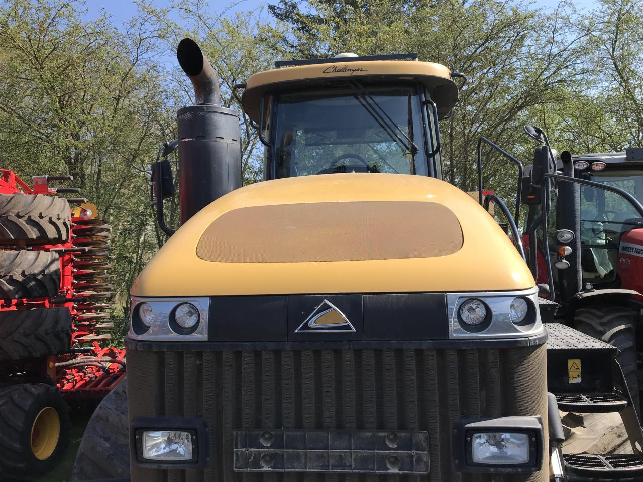 Challenger MT865E - جرار مجنزر: صورة 4 Challenger MT865E - جرار مجنزر: صورة 4