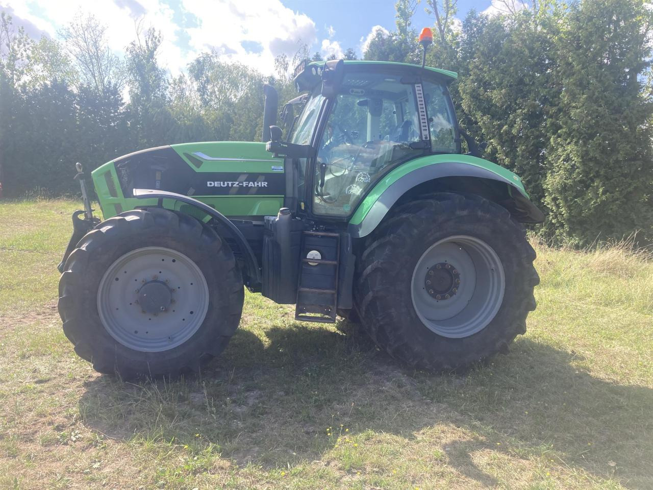 Deutz-Fahr 7250TTV - جرار: صورة 3 Deutz-Fahr 7250TTV - جرار: صورة 3