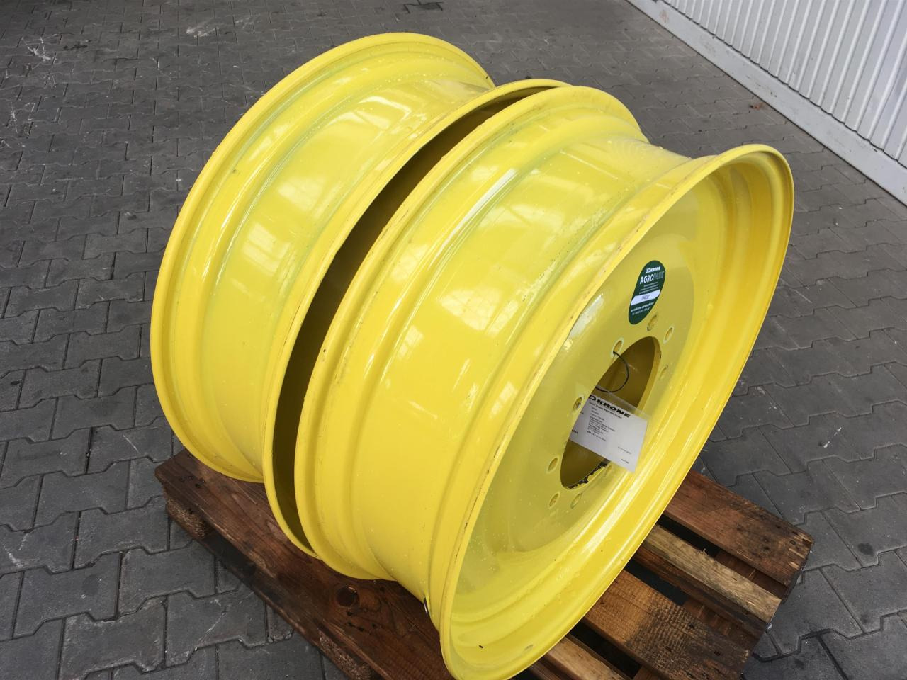 John Deere 10x34 - إطارات - آلات زراعية: صورة 3 John Deere 10x34 - إطارات - آلات زراعية: صورة 3