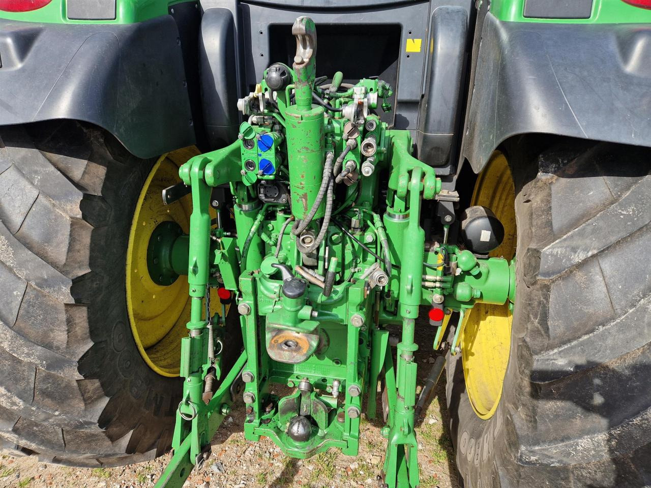 John Deere 6140R - جرار: صورة 4 John Deere 6140R - جرار: صورة 4