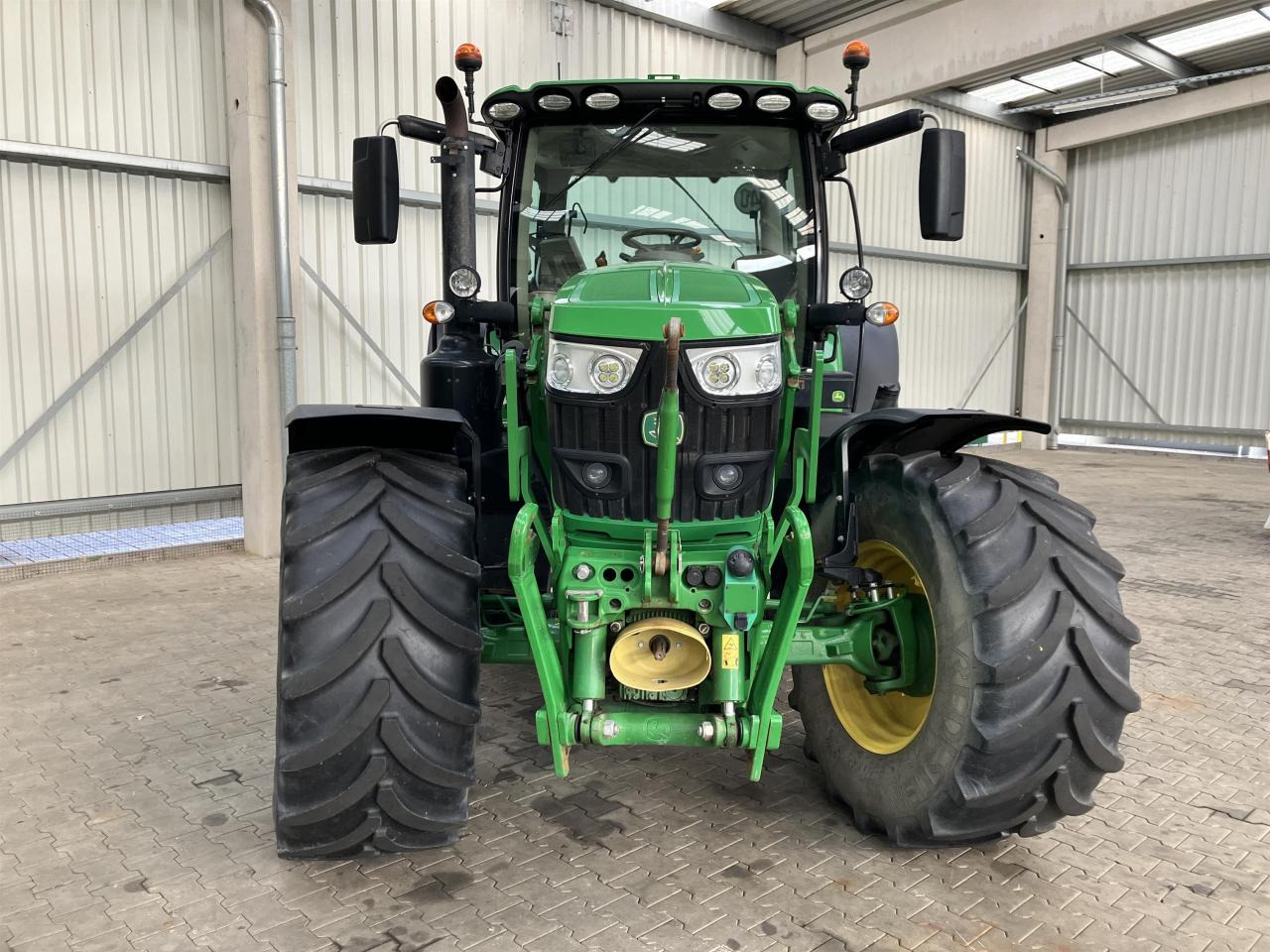 John Deere 6155R - جرار: صورة 3 John Deere 6155R - جرار: صورة 3