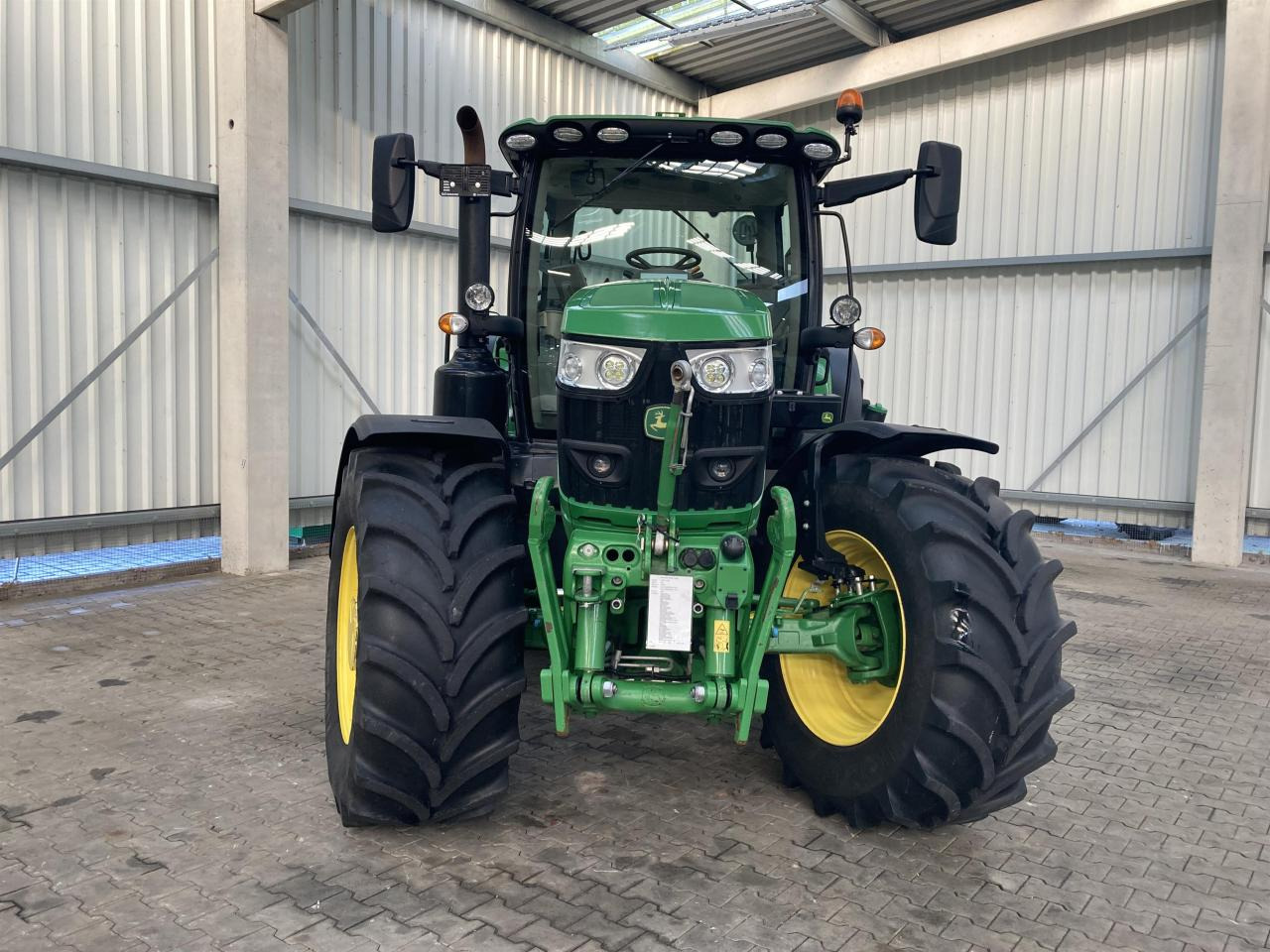 John Deere 6155R - جرار: صورة 3 John Deere 6155R - جرار: صورة 3