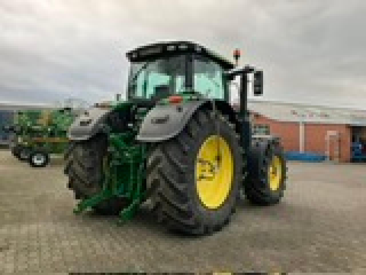 John Deere 6215R - جرار: صورة 4 John Deere 6215R - جرار: صورة 4