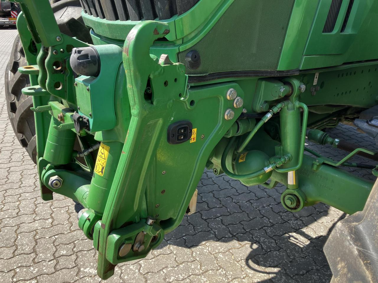 John Deere 6230R - جرار: صورة 4 John Deere 6230R - جرار: صورة 4