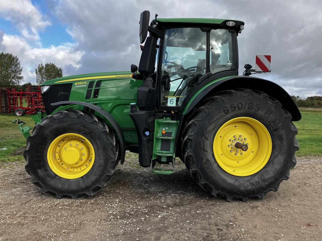 John Deere 6250R - جرار: صورة 1 John Deere 6250R - جرار: صورة 1