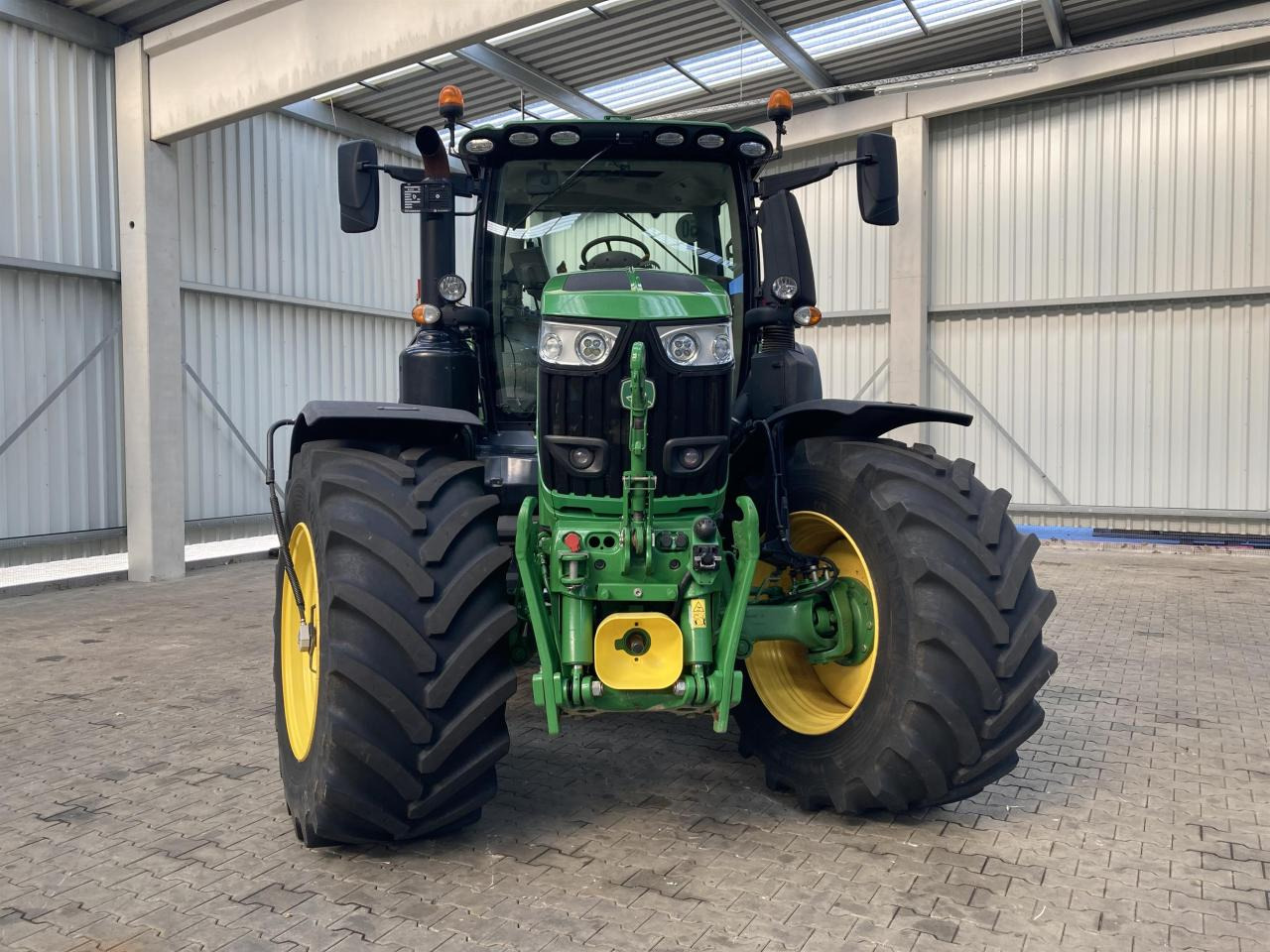 John Deere 6250R - جرار: صورة 4 John Deere 6250R - جرار: صورة 4