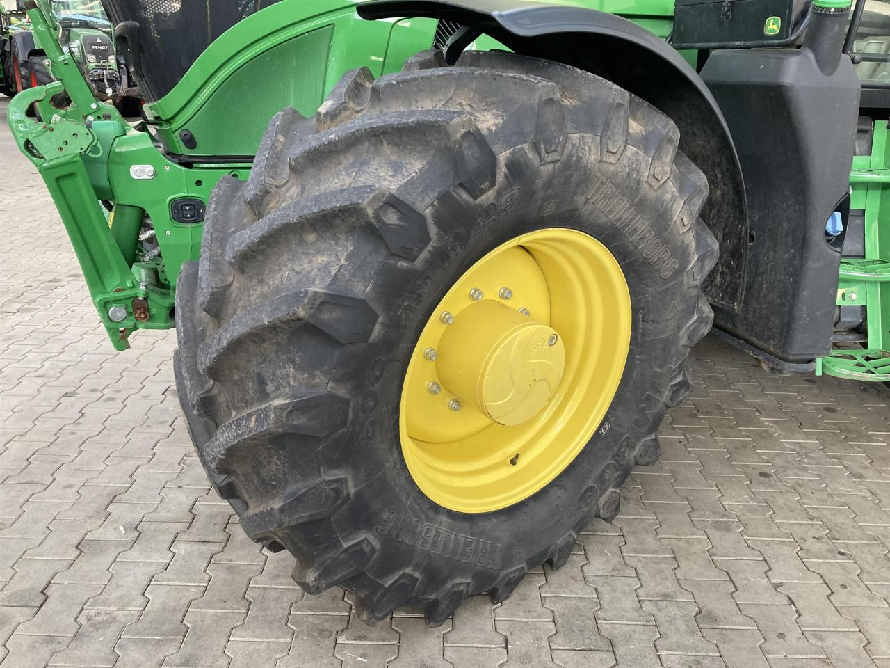John Deere 6R 185 - جرار: صورة 2 John Deere 6R 185 - جرار: صورة 2