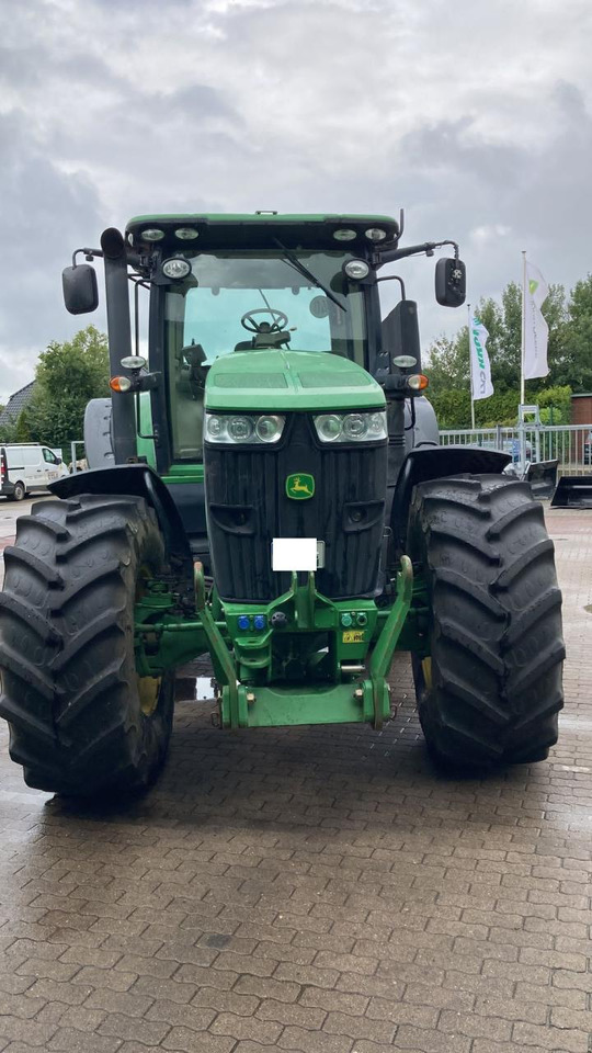 John Deere 7230R - جرار: صورة 3 John Deere 7230R - جرار: صورة 3