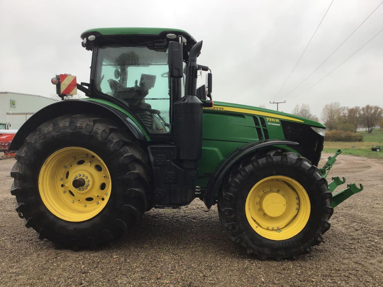 John Deere 7310R - جرار: صورة 2 John Deere 7310R - جرار: صورة 2