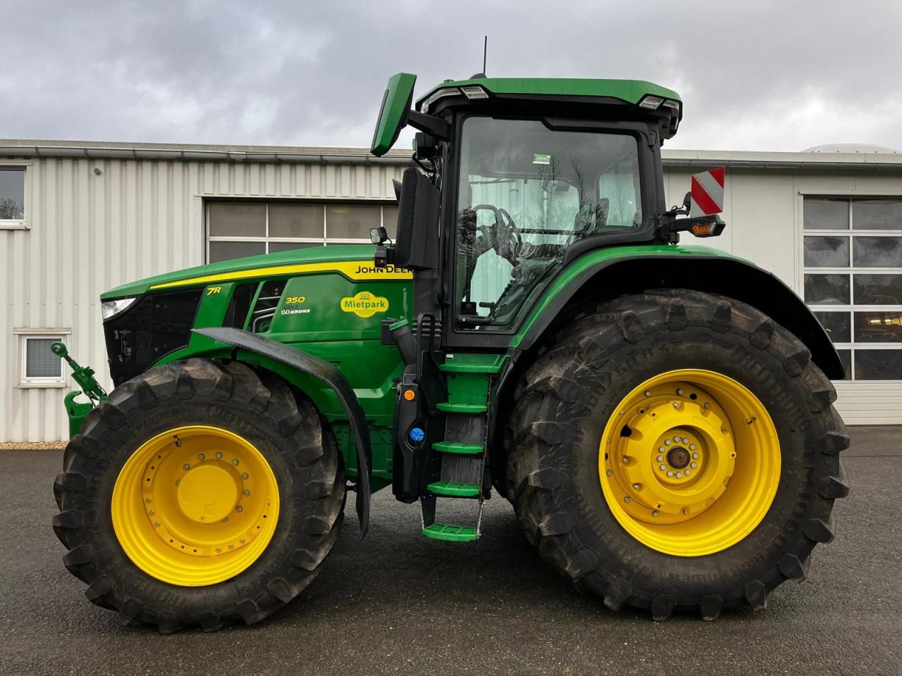 John Deere 7R 350 - جرار: صورة 1 John Deere 7R 350 - جرار: صورة 1