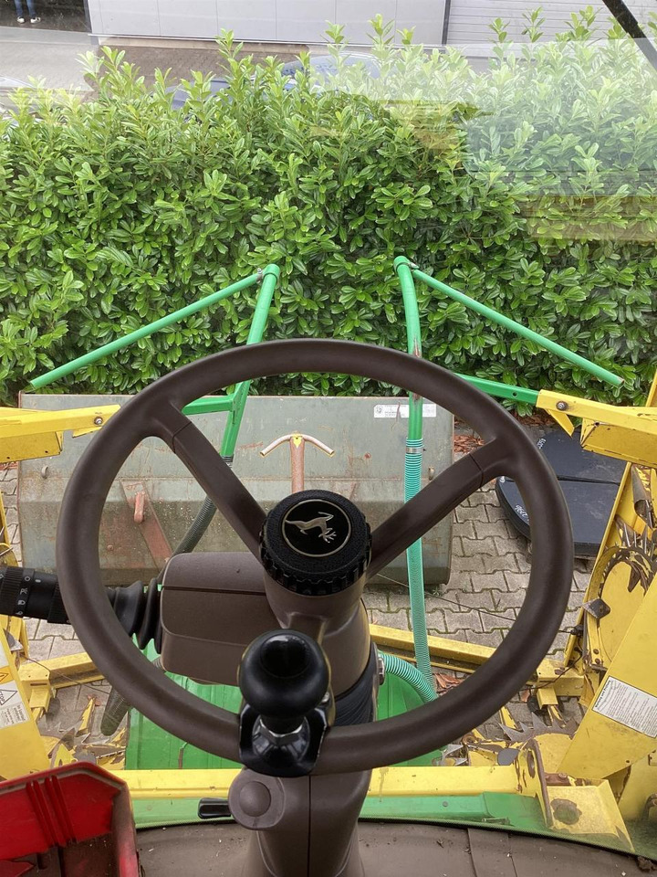 حصادة الأعلاف John Deere 8300: صورة 17 حصادة الأعلاف John Deere 8300: صورة 17