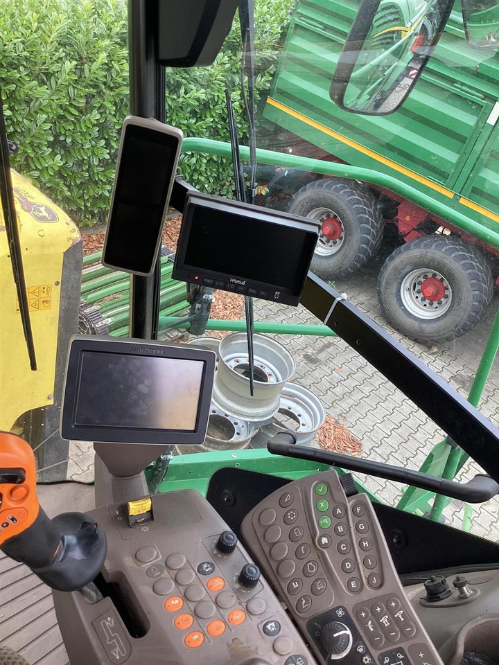 حصادة الأعلاف John Deere 8300: صورة 7 حصادة الأعلاف John Deere 8300: صورة 7