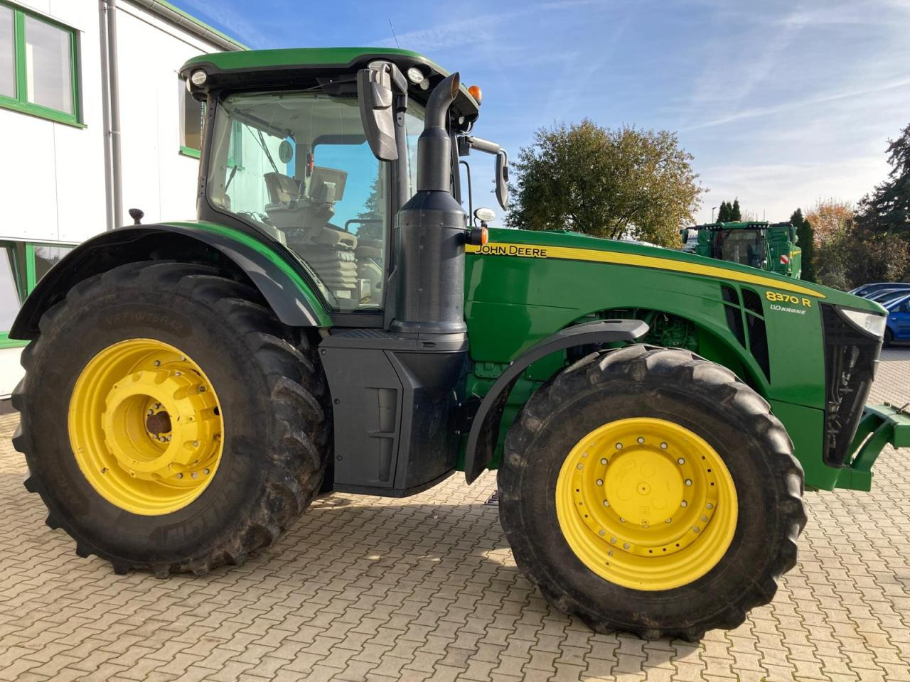 John Deere 8370R - جرار: صورة 4 John Deere 8370R - جرار: صورة 4