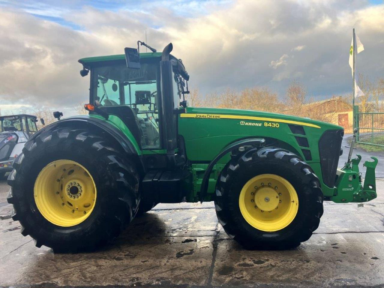 John Deere 8430 - جرار: صورة 5 John Deere 8430 - جرار: صورة 5