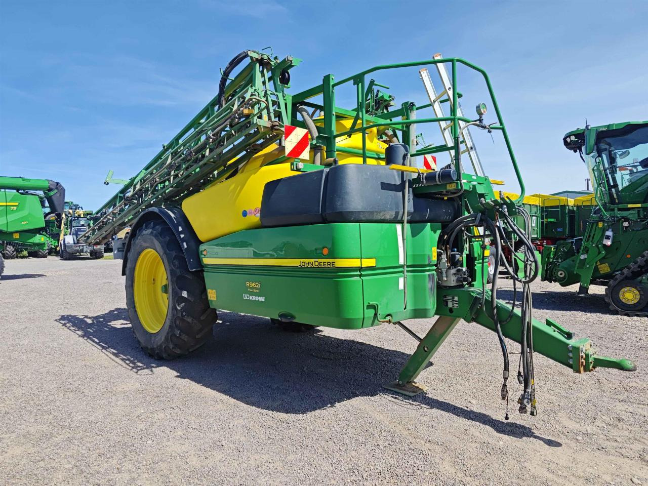 John Deere R962i - رشاش مسحوب: صورة 2 John Deere R962i - رشاش مسحوب: صورة 2