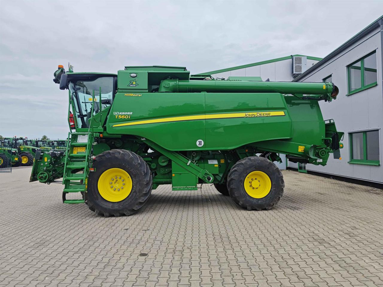 John Deere T560 Hillmaster - حصادة: صورة 4 John Deere T560 Hillmaster - حصادة: صورة 4