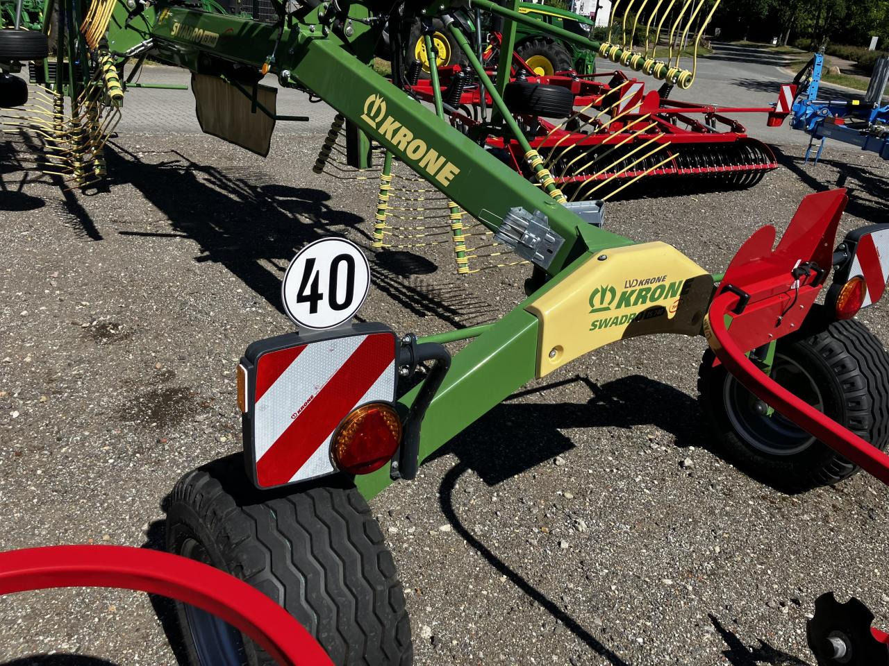 نشارة الدريس/ شوكة جرف Krone Swadro TS 740 Twin: صورة 6 نشارة الدريس/ شوكة جرف Krone Swadro TS 740 Twin: صورة 6