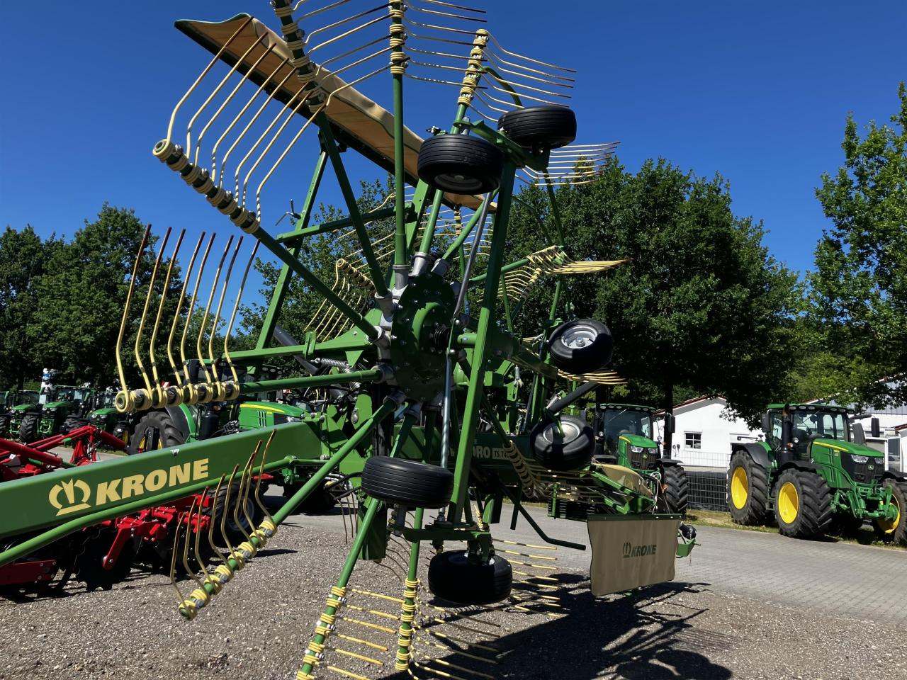 نشارة الدريس/ شوكة جرف Krone Swadro TS 740 Twin: صورة 7 نشارة الدريس/ شوكة جرف Krone Swadro TS 740 Twin: صورة 7