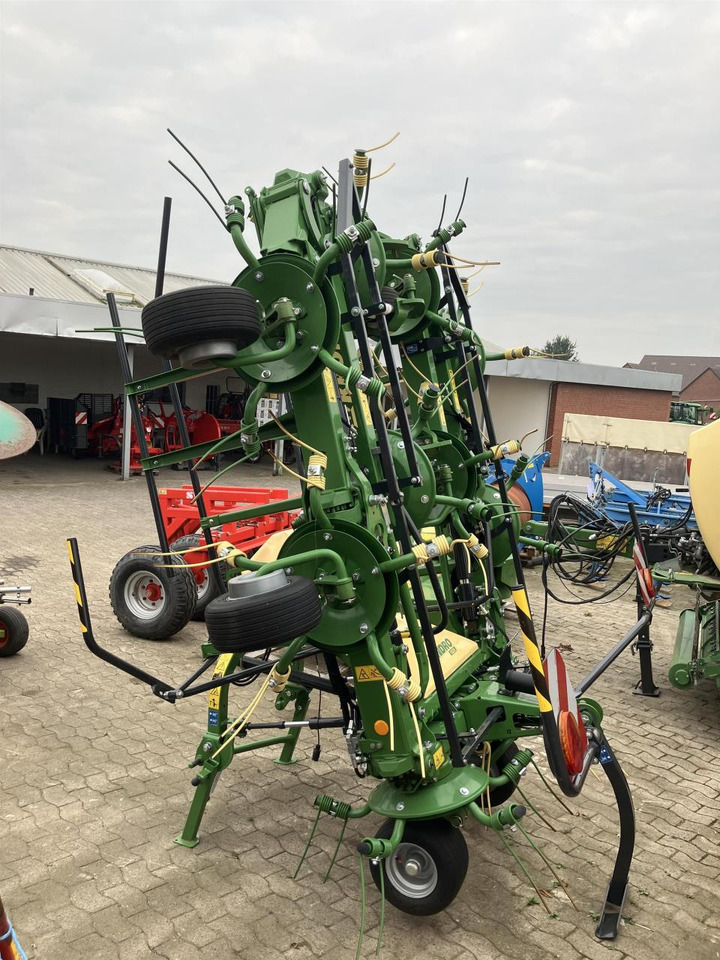 Krone Vendro 1020 - نشارة الدريس/ شوكة جرف: صورة 4 Krone Vendro 1020 - نشارة الدريس/ شوكة جرف: صورة 4