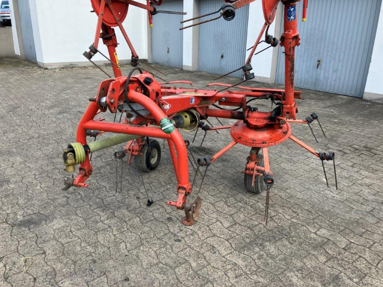 Kuhn GF 5001 MH - نشارة الدريس/ شوكة جرف: صورة 2 Kuhn GF 5001 MH - نشارة الدريس/ شوكة جرف: صورة 2