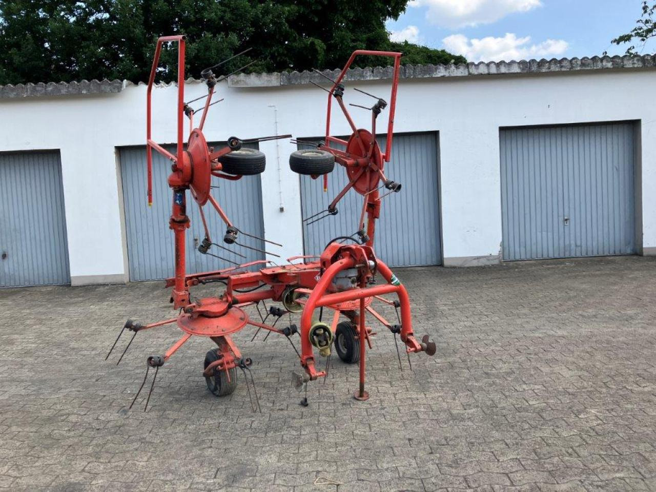 Kuhn GF 5001 MH - نشارة الدريس/ شوكة جرف: صورة 1 Kuhn GF 5001 MH - نشارة الدريس/ شوكة جرف: صورة 1