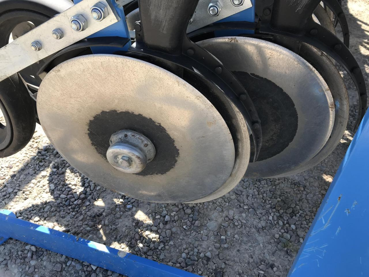 Lemken Saphir 8 Autoload - آلة البذر: صورة 5 Lemken Saphir 8 Autoload - آلة البذر: صورة 5