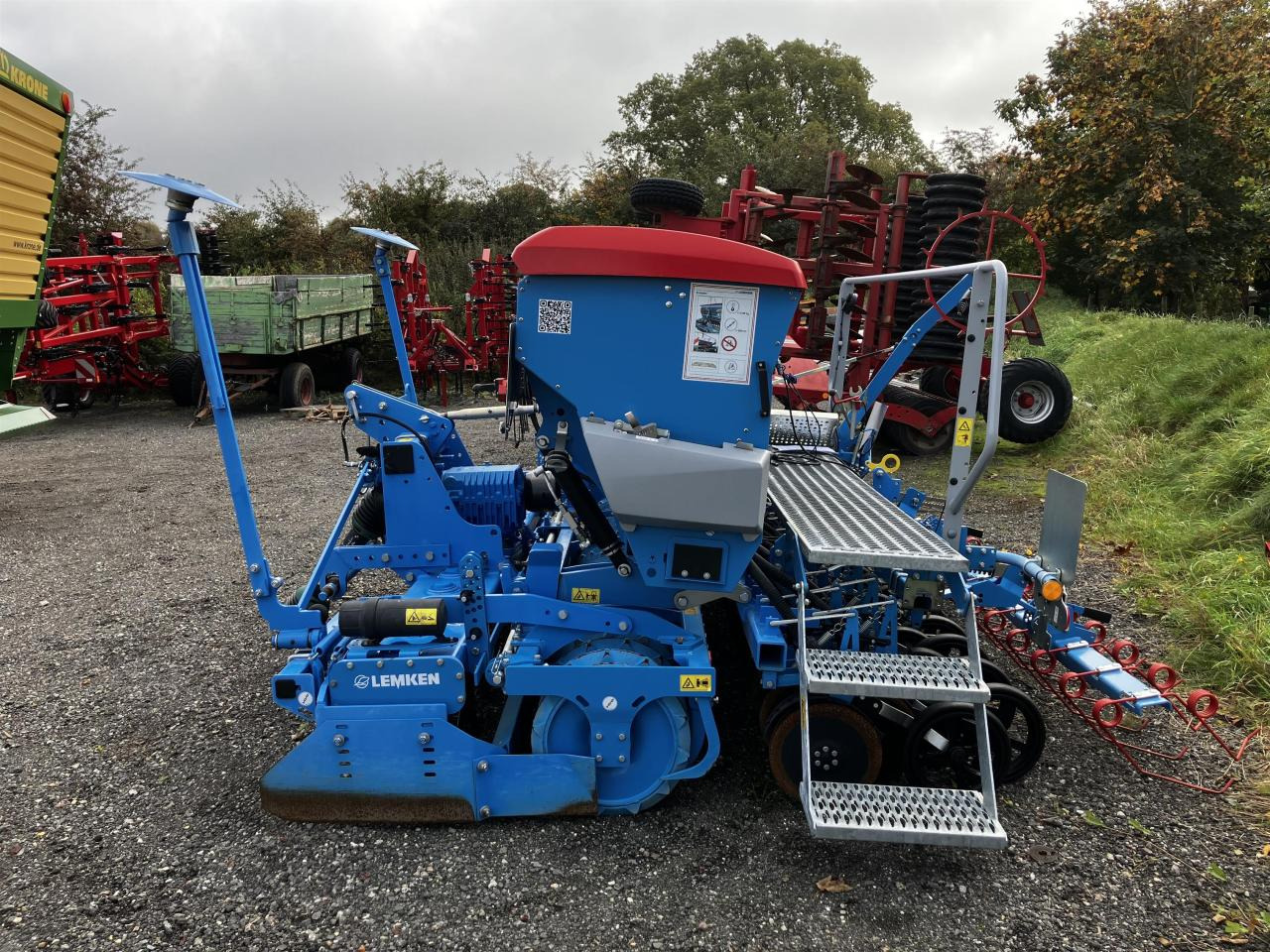 Lemken Saphir 9/300 - آلة البذر: صورة 3 Lemken Saphir 9/300 - آلة البذر: صورة 3