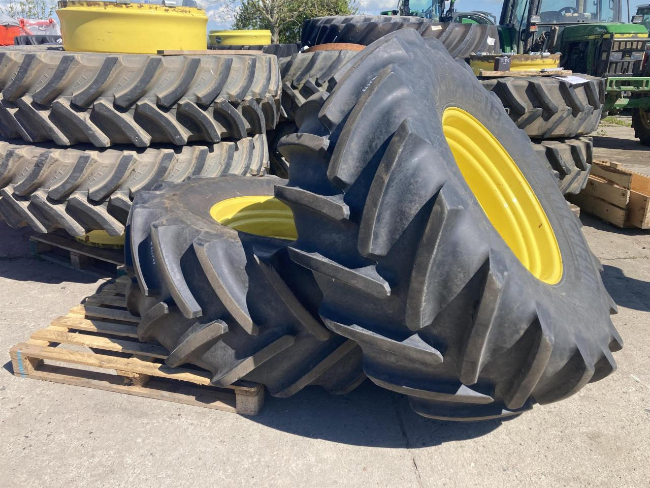 Michelin 600/70R30 - إطارات - آلات زراعية: صورة 1 Michelin 600/70R30 - إطارات - آلات زراعية: صورة 1