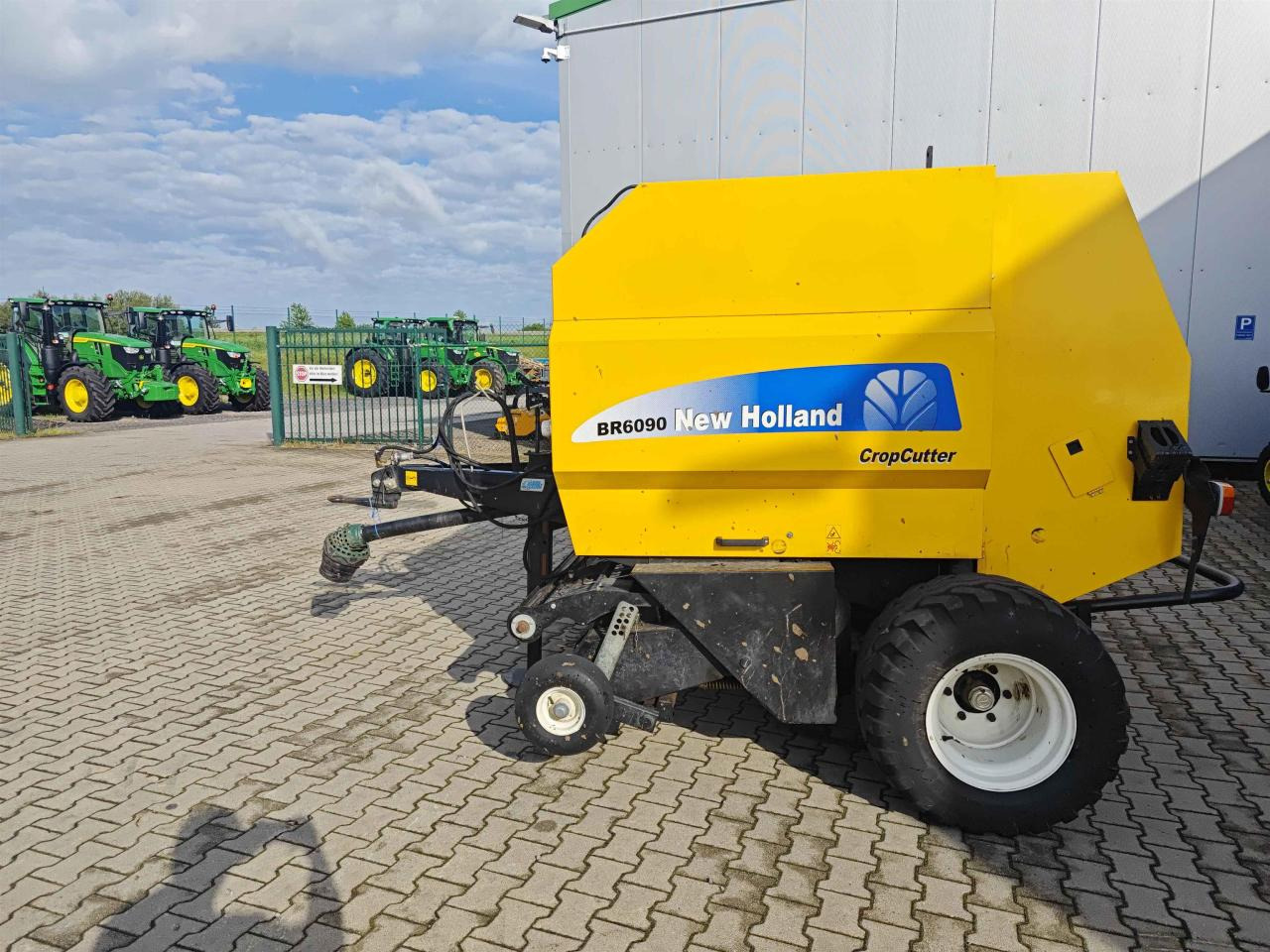 New Holland BR6090 - آلة بالات دائرية: صورة 2 New Holland BR6090 - آلة بالات دائرية: صورة 2