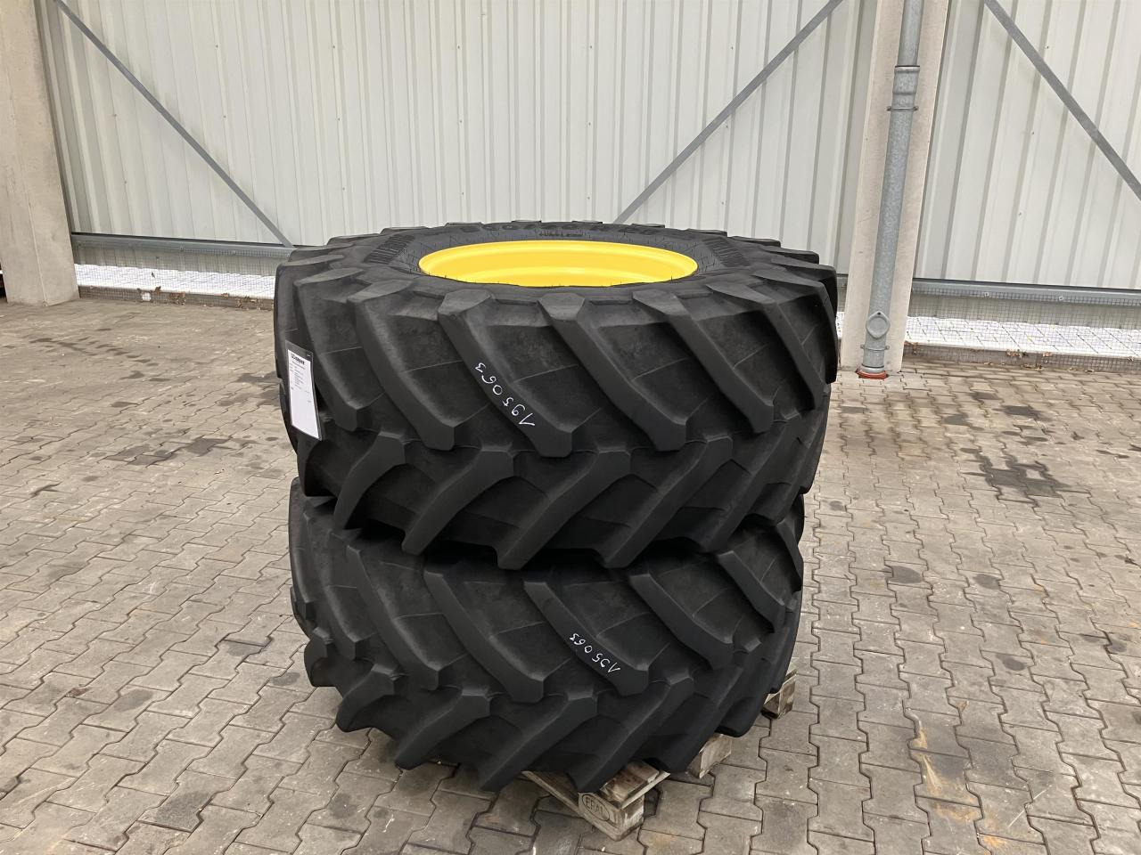 Trelleborg 600/70R28 - إطارات - آلات زراعية: صورة 1 Trelleborg 600/70R28 - إطارات - آلات زراعية: صورة 1