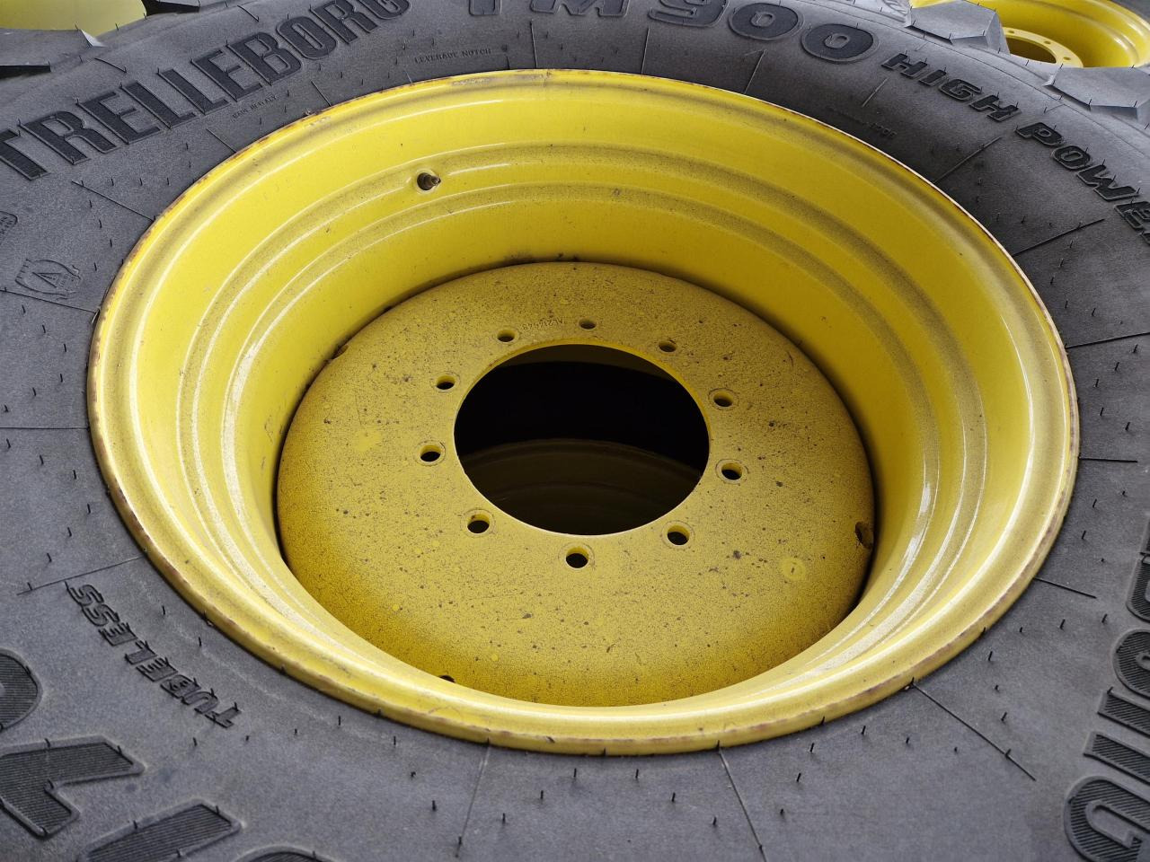 Trelleborg 600/70R30 - إطارات - آلات زراعية: صورة 4 Trelleborg 600/70R30 - إطارات - آلات زراعية: صورة 4