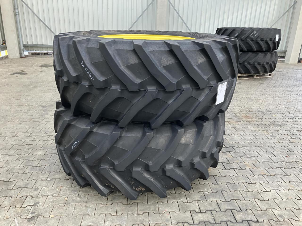 Trelleborg 710/70R42 - إطارات - آلات زراعية: صورة 2 Trelleborg 710/70R42 - إطارات - آلات زراعية: صورة 2