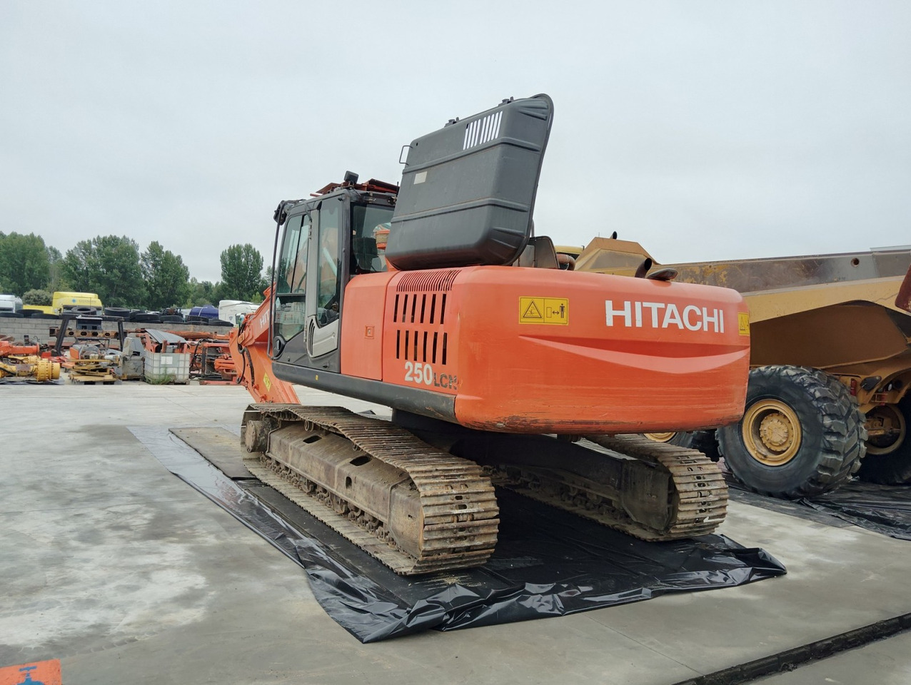 EXCAVADORA HITACHI ZX250LCN-3 - حفار زاحف: صورة 3 EXCAVADORA HITACHI ZX250LCN-3 - حفار زاحف: صورة 3