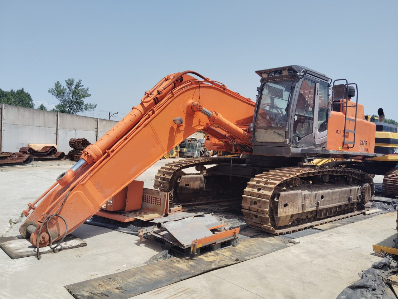 EXCAVADORA HITACHI ZX520LCH-3 - حفار زاحف: صورة 1 EXCAVADORA HITACHI ZX520LCH-3 - حفار زاحف: صورة 1