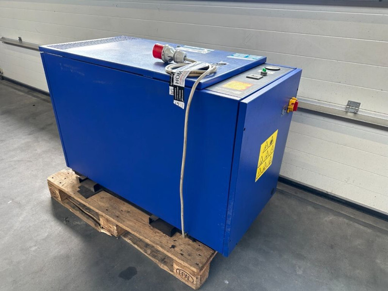 Airpress XA 900 Elektrische Zuigercompressor 5.5 kW 750 L / min 10 Bar - ضاغط هوائي: صورة 1 Airpress XA 900 Elektrische Zuigercompressor 5.5 kW 750 L / min 10 Bar - ضاغط هوائي: صورة 1