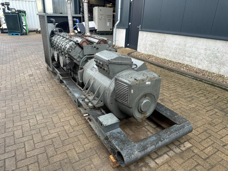 Baudouin Leroy Somer 300 kVA noodstroom generatorset ex Emergency - مجموعة المولد: صورة 5 Baudouin Leroy Somer 300 kVA noodstroom generatorset ex Emergency - مجموعة المولد: صورة 5