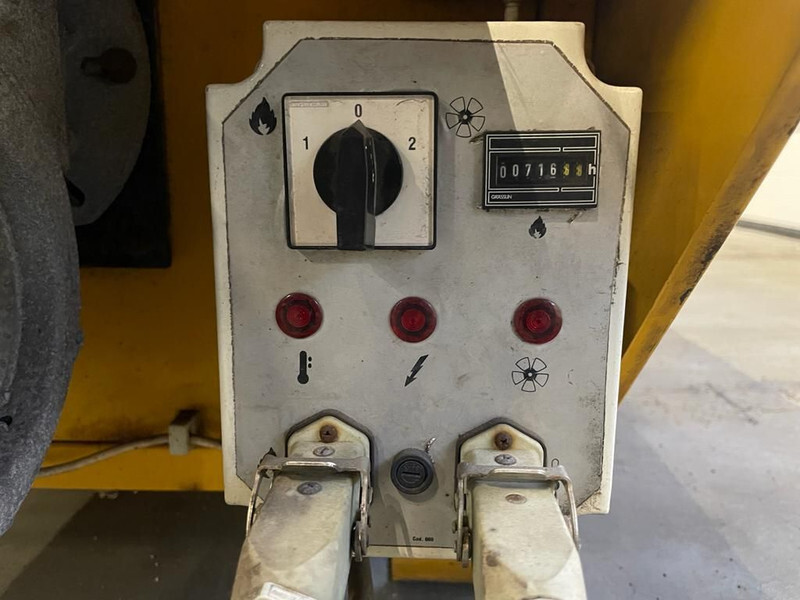 Dieselheater Air to Air SM 460M 119 kW - 8000 m3 / h Diesel Heater Kachel - سخان الإنشاء: صورة 5 Dieselheater Air to Air SM 460M 119 kW - 8000 m3 / h Diesel Heater Kachel - سخان الإنشاء: صورة 5