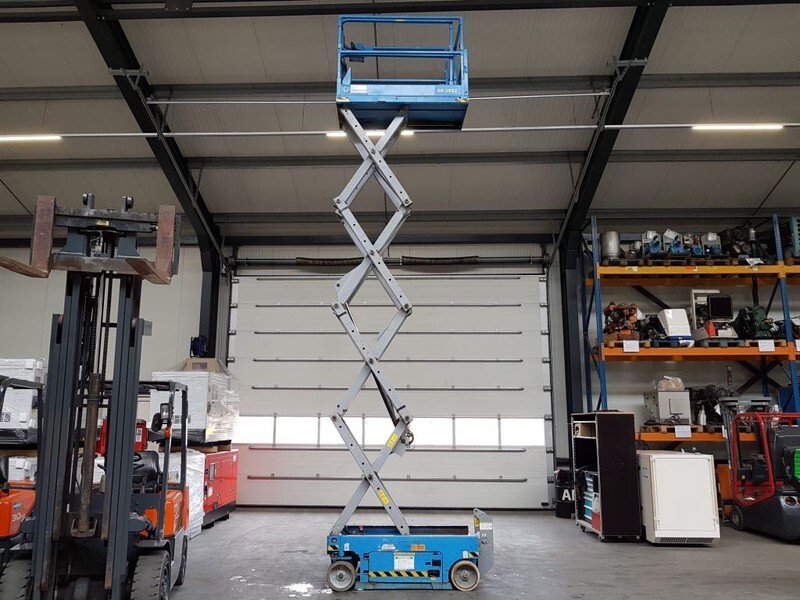 Genie GS 1932 Elektrische Schaarhoogwerker 7.8 meter werkhoogte accu's 2022 ! - مرفاع مقصي: صورة 2 Genie GS 1932 Elektrische Schaarhoogwerker 7.8 meter werkhoogte accu's 2022 ! - مرفاع مقصي: صورة 2