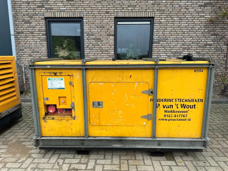 Himoinsa Iveco Stamford 40 kVA Silent generatorset - مجموعة المولد: صورة 1 Himoinsa Iveco Stamford 40 kVA Silent generatorset - مجموعة المولد: صورة 1