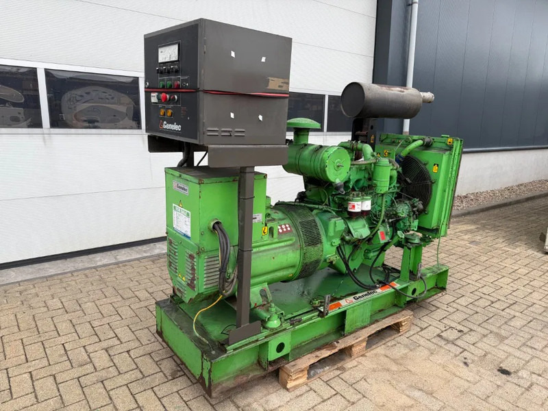 Iveco 8061 SI 16.06 Mecc Alte Spa 100 kVA generatorset - مجموعة المولد: صورة 2 Iveco 8061 SI 16.06 Mecc Alte Spa 100 kVA generatorset - مجموعة المولد: صورة 2